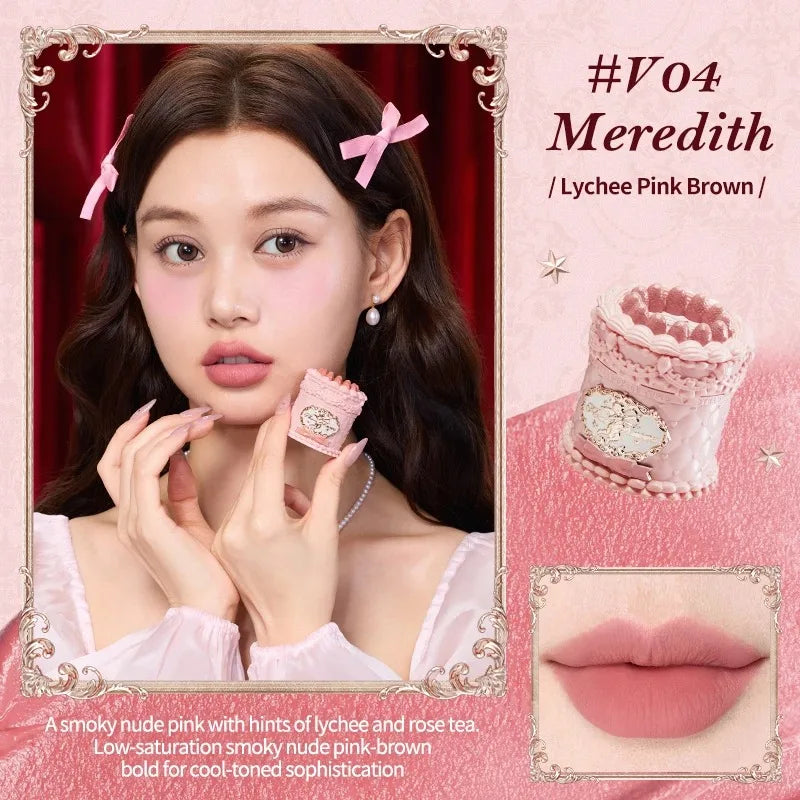 Flower Know Strawberry Rococo Cloud Liquid Lipstick Cream Lip Glaze Matte Milk Tea Korean Makeup Long Lasting Lipglossأحمر شفاه سائل من Flower Know بتصميم الفراولة وأسلوب الروكوكو، بقوام كريمي ناعم ولمسة مطفية تشبه السحاب، بلون شاي الحليب، مستوحى من المكي