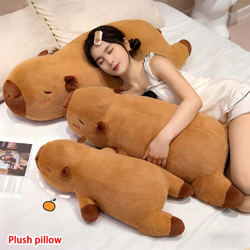 Papaya Capibara throw pillow with otter plush toy for girls' bed as a companion pillow for sleeping, girlfriend's birthday  وسادة ديكور "كابيبارا البابايا" (وسادة السرير المريحة)
الوصف: وسادة ناعمة ومريحة للغاية على شكل حيوان الكابيبارا اللطيف، مثالية ل