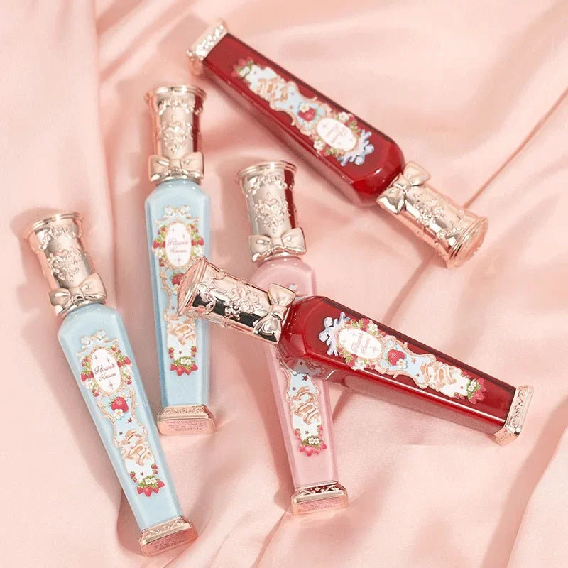 Flower Know Strawberry Rococo Cloud Liquid Lipstick Cream Lip Glaze Matte Milk Tea Korean Makeup Long Lasting Lipglossأحمر شفاه سائل من Flower Know بتصميم الفراولة وأسلوب الروكوكو، بقوام كريمي ناعم ولمسة مطفية تشبه السحاب، بلون شاي الحليب، مستوحى من المكي